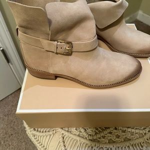 Michael Kors women new in box suede low heel bootie.